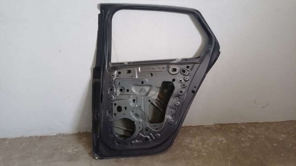 Opel Corsa Sağ Arka Kapı Orjinal CP HP