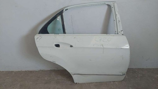 Mercedes Benz E320 Sağ Arka Kapı Orjinal CP HP