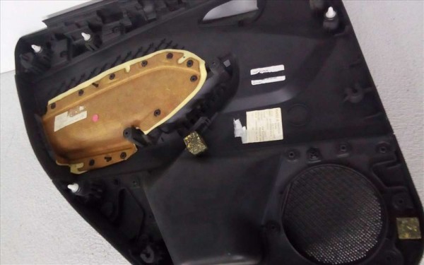 Ford Focus Arka Sağ Kapı Döşemesi CP  BM51A27407