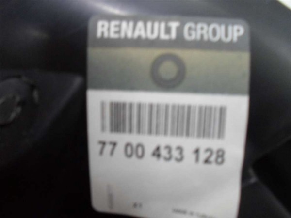 Renault Clio 2 Sol Ön Çamurluk Arka Kısım Orjinal YP 7700433128 7700836702(S-C-110)