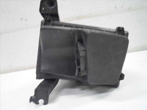 Ford Focus Dizel Hava Filtre Kabı Kutusu 3M51-9600-SH YS YP (J-G-110)