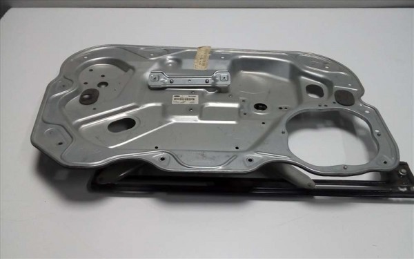 FORD FOCUS 2 KALKAN KAPI İÇ SOL PANEL PAÇALIK VE CAM KİRKOSU 4M51A045H17 CP(L-H-120)